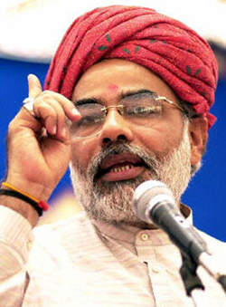 भाजपा में आपरेशन मोदीl