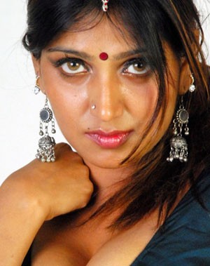 अभीनेत्री भुवनेश्वरी-actress bhuvaneswari