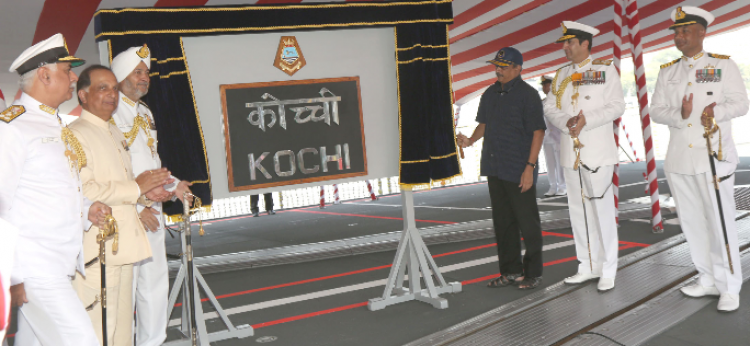 defense minister manohar parrikar launches ins kochi