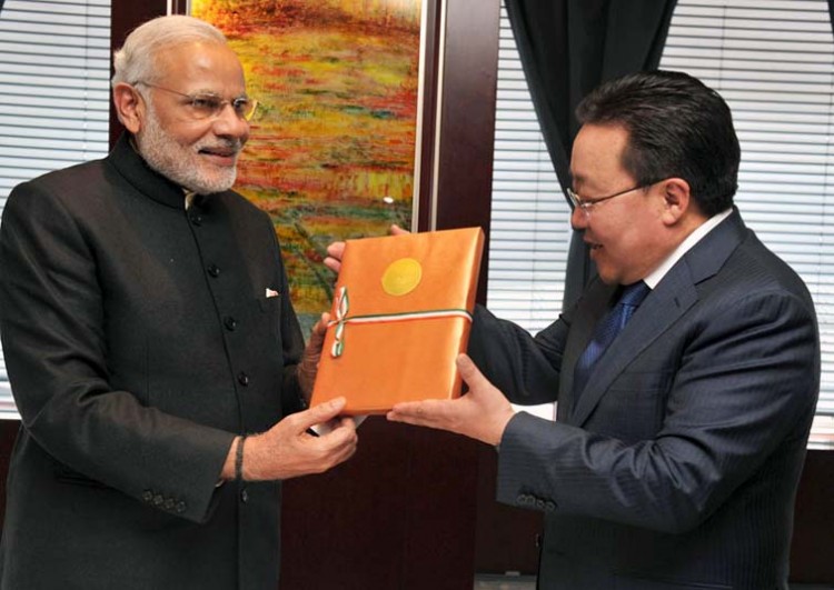 narendra modi's gift to the president of mongolia
