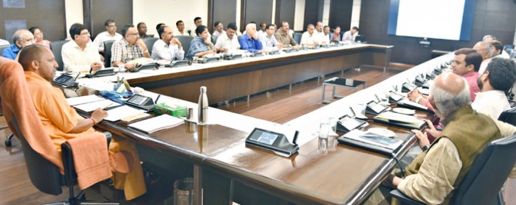 chief minister meets with purvanchal vikas board
