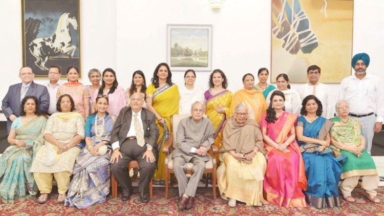 president pranab mukherjee gave malti gyanpeeth award