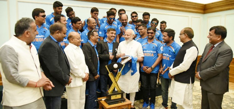 cricket team meets pm narendra modi
