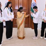 राष्ट्रपति से मिलीं महिला बॉक्सर्स