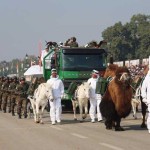 हमारी सेनाएं हमारा गौरव हैं-मोदी