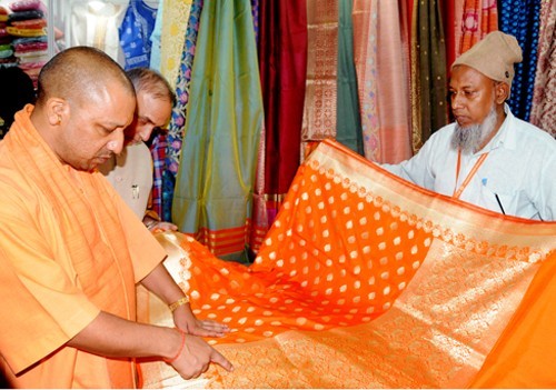 cm yogi adityanath