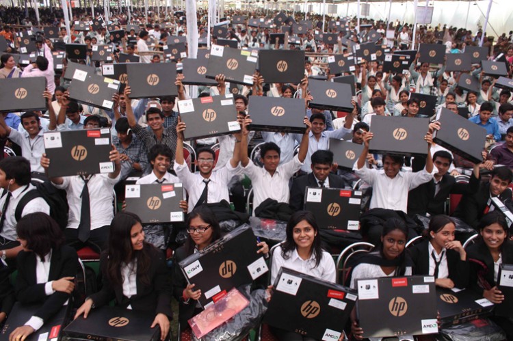laptop distribution function