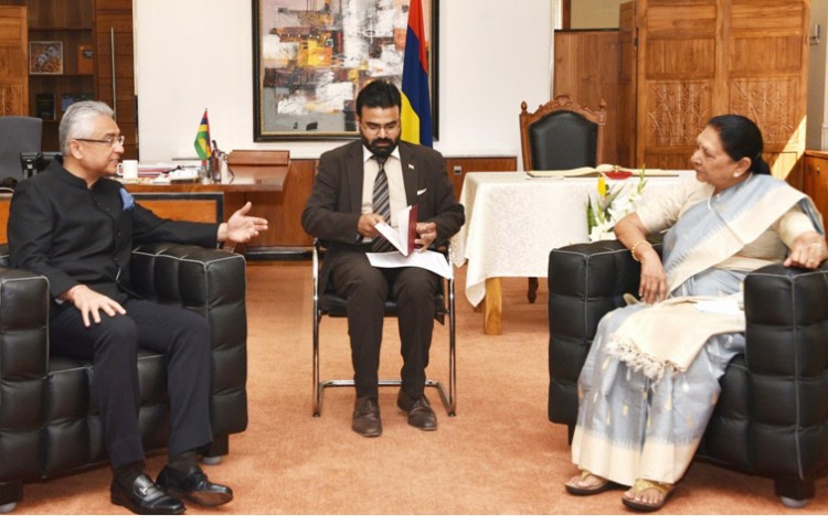 prime minister of mauritius and governor anandiben patel