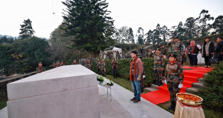 jyotiraditya scindia visits kohima war cemetery