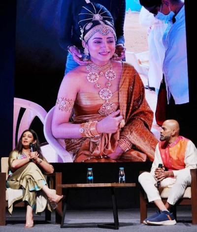 costume designer eka lakhani and film producer jayaprad desai