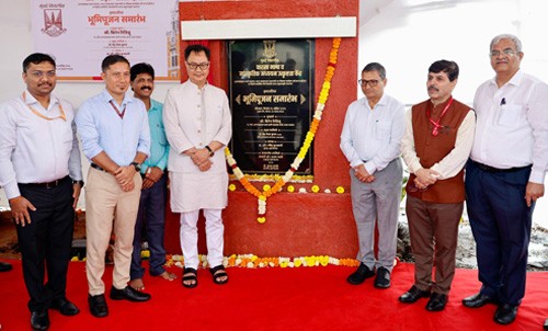 kiren rijiju in mumbai university