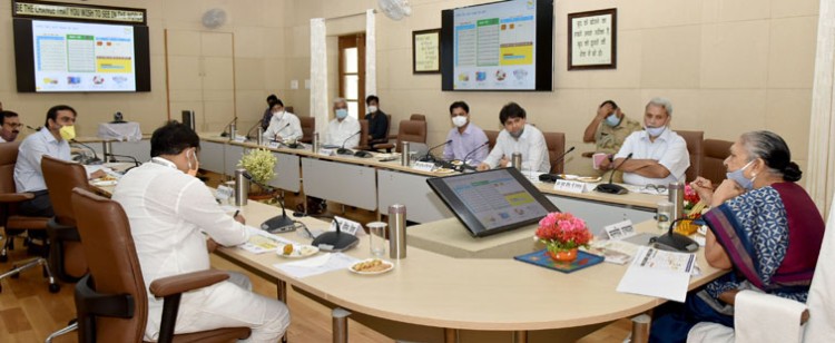 presentation of operation of council schools in raj bhavan