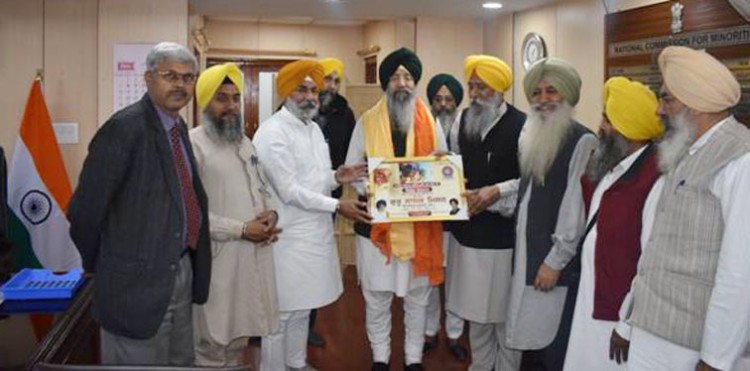 shrikartarpur langha sangharsh committee handed over the memorandum