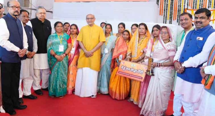 lakhpati didi conference in rajnandgaon, chhattisgarh