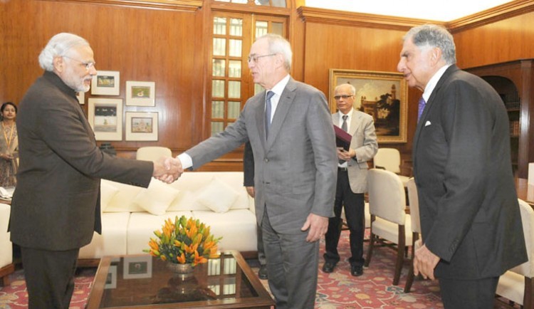 pm narendra modi and dr. rafael reef