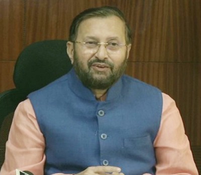 prakash javadekar interacts with representatives of digital news publishers