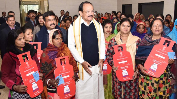 vice president gives 6 million lpg connections