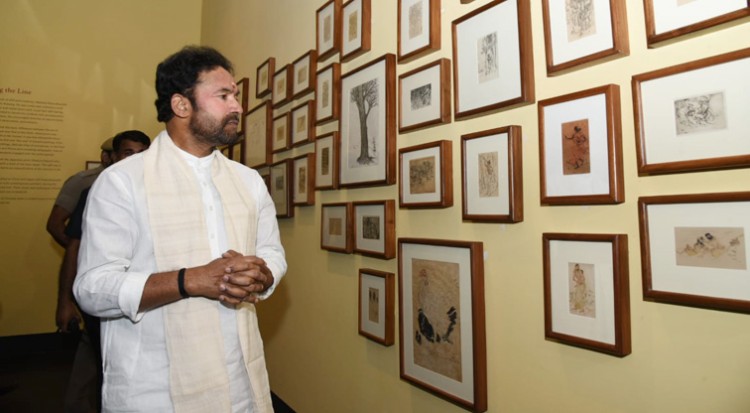 exhibition at national museum of modern art