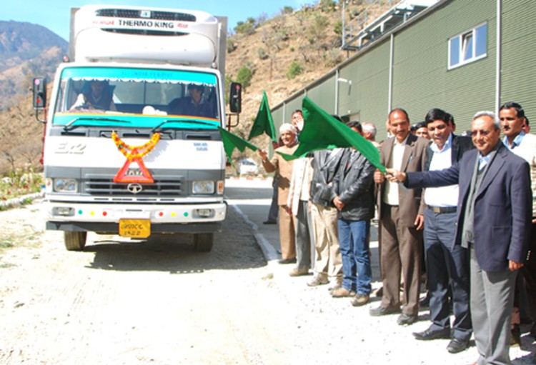 chief secretary alok kumar jain in nagaon referred van flagged off to market