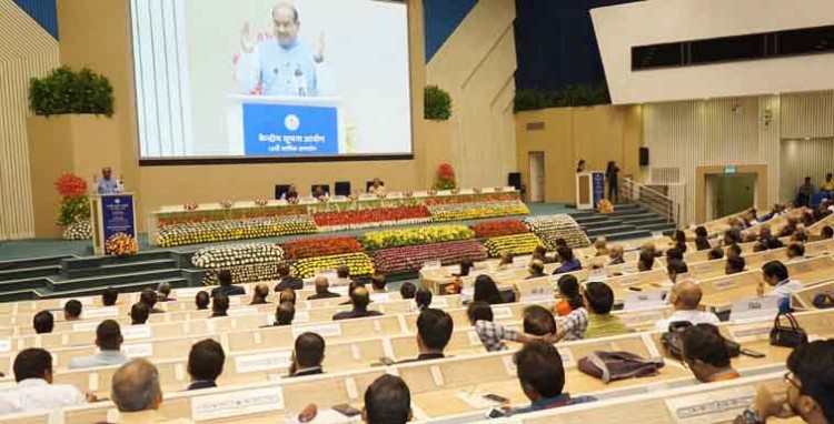 lok sabha speaker stresses on effective use of rti