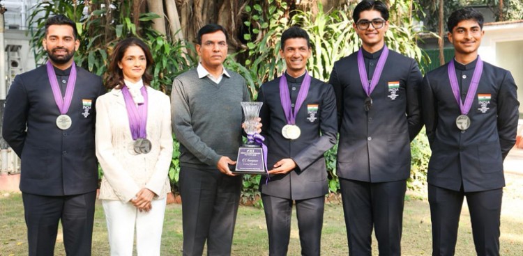 fei asian equestrian champion meets sports minister