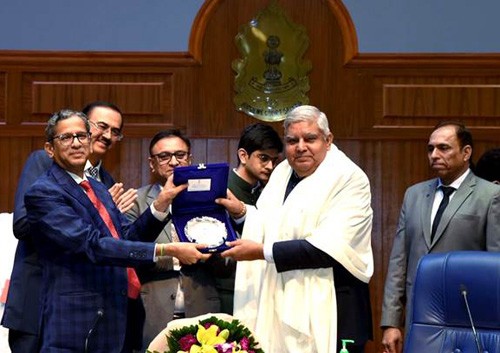 jagdeep dhankhar honored in supreme court bar association