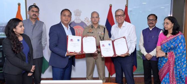 delhi police adopts technology-based system