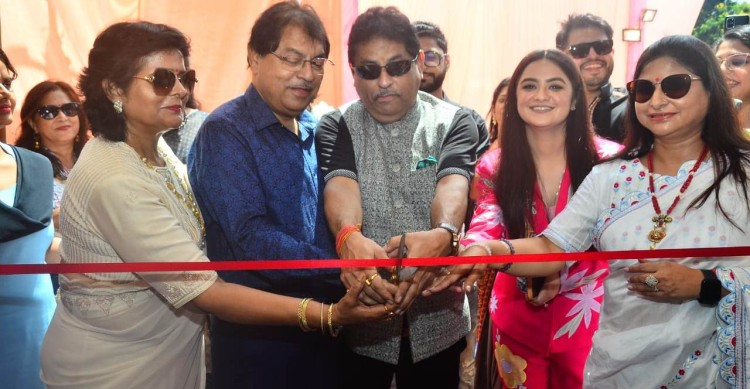 tilsim showroom of exciting apparel in lucknow