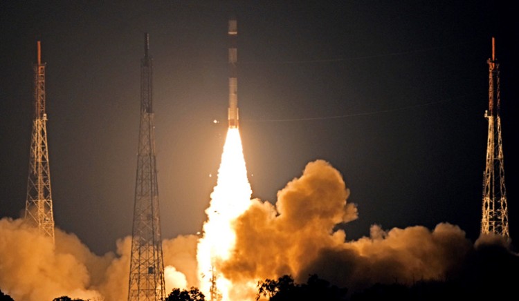 isro's pslv-c44 rocket