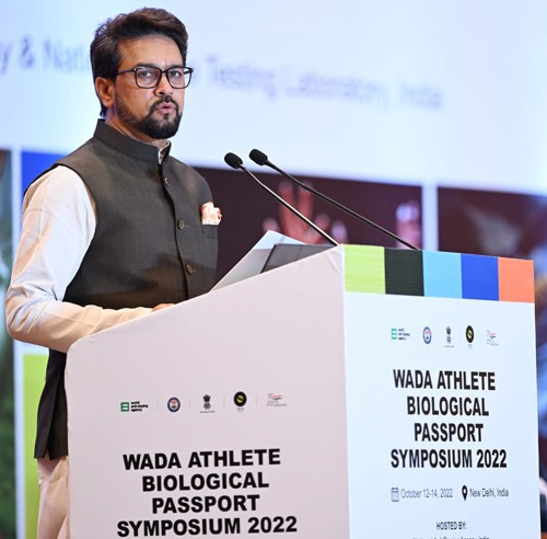 minister for youth affairs and sports anurag thakur
