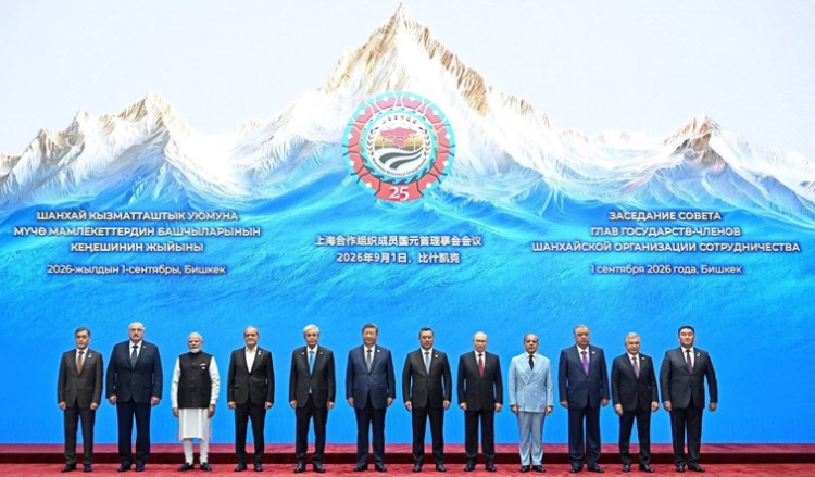 pm modi has a warm session with the heads of sco