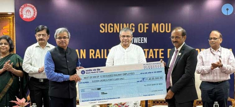 historic agreement between railways and sbi