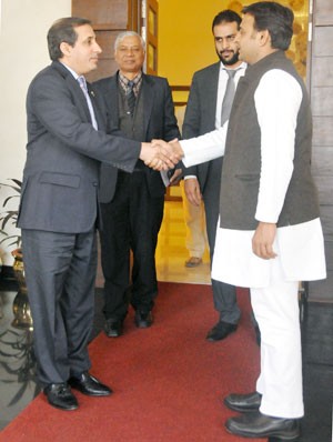saud mohammad al sati and akhilesh yadav