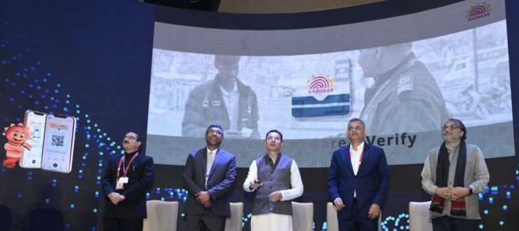 jitin prasad dedicated the new aadhaar app to the nation