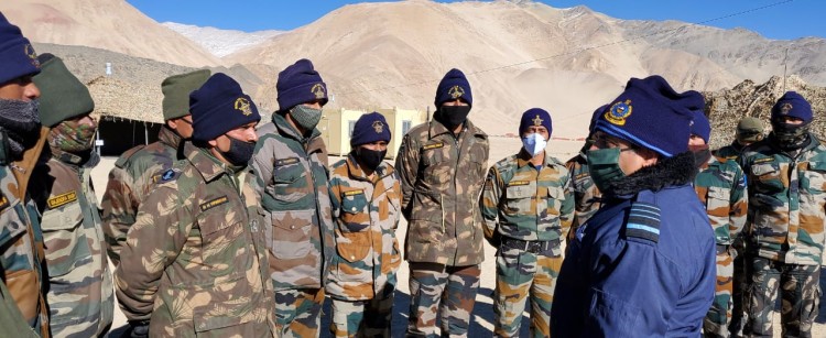 air force chief visits forward areas of ladakh