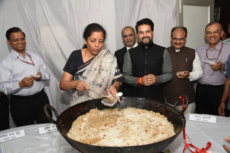 nirmala sitharaman at the halwa ceremony
