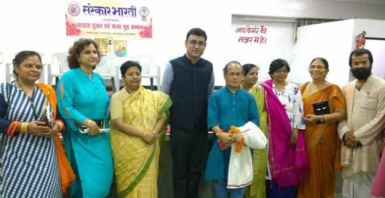 sanskar bharti did natarajan pujan kala gaur samman
