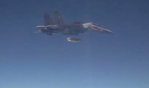sukhoi successfully tested long range glide bomb