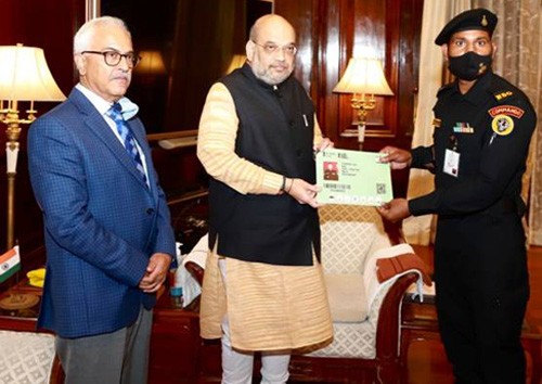 amit shah health cards distributed to nsg jawans