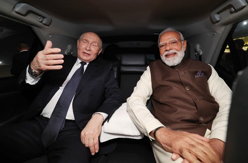 president vladimir putin and pm narendra modi