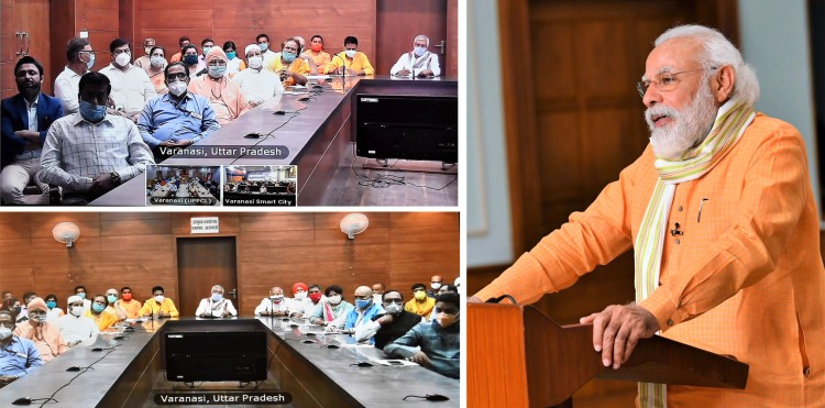 narendra modi interacts with the representatives from varanasi