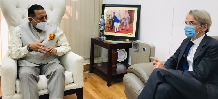 minister of state jitendra singh and french ambassador