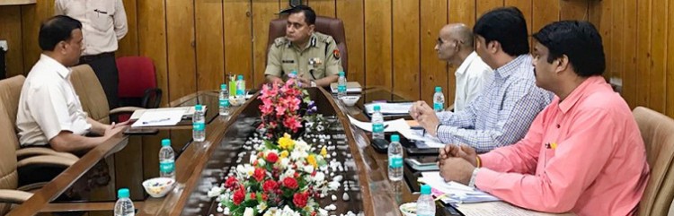 bits pilani team meets dgp of up op singh