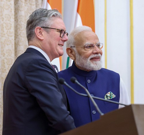prime minister keir starmer and pm narendra modi