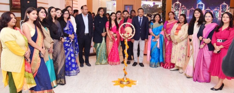 fresher's party organized in imrt lucknow