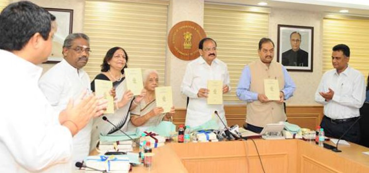 m venkaiah naidu releasing the heritage book gandhi in champaran