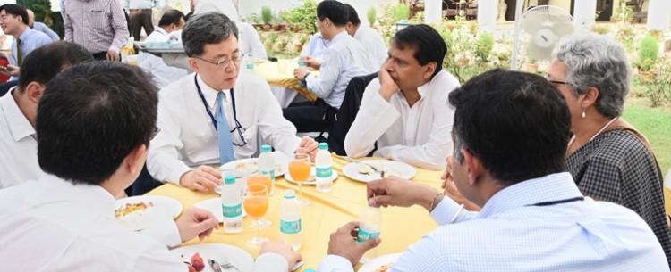 suresh prabhakar prabhu in a breakfast meeting with the south korean minister