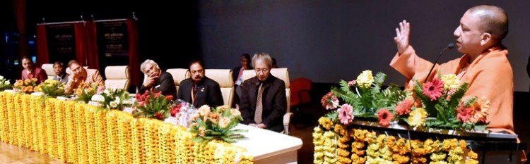 cm yogi adityanath
