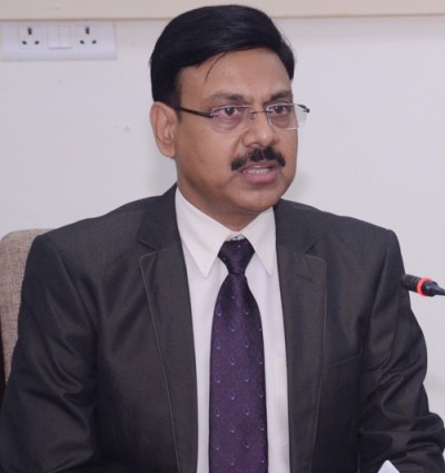 chief post master general up kaushalendra kumar sinha