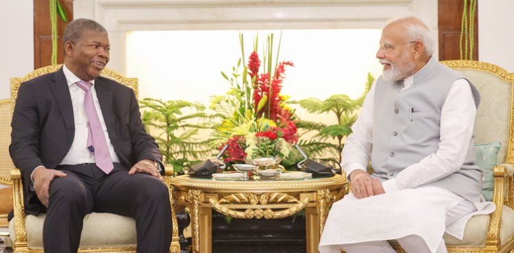 president of angola and pm narendra modi